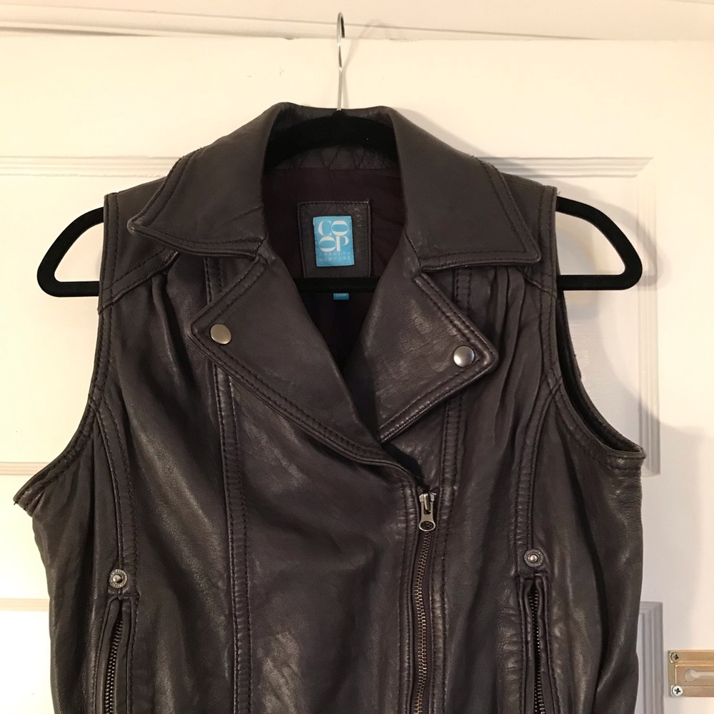BARNEYS — Purple leather vest